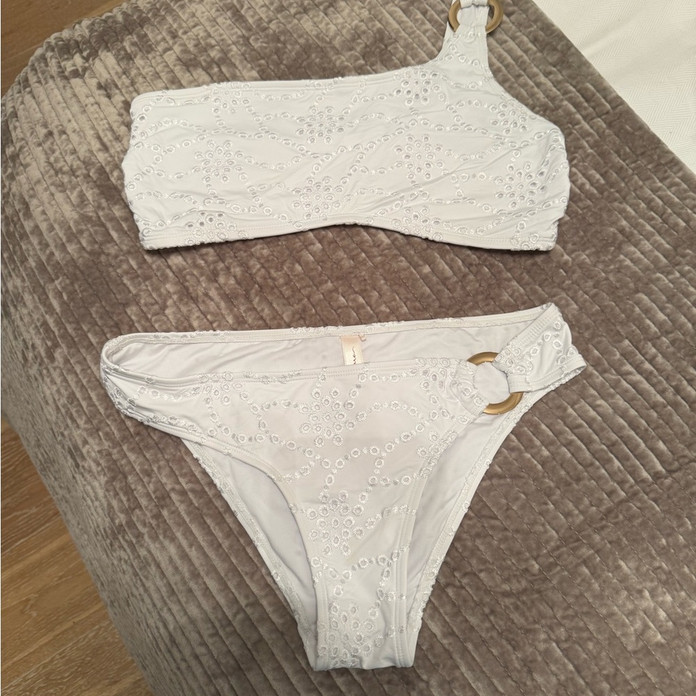 White eyelet material One-Shoulder Bikini Set